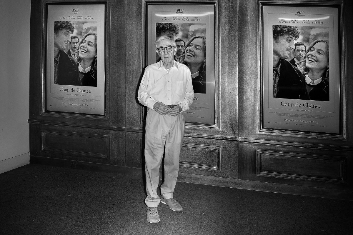 ¡Woody Allen, Que Estás En La Inopia!