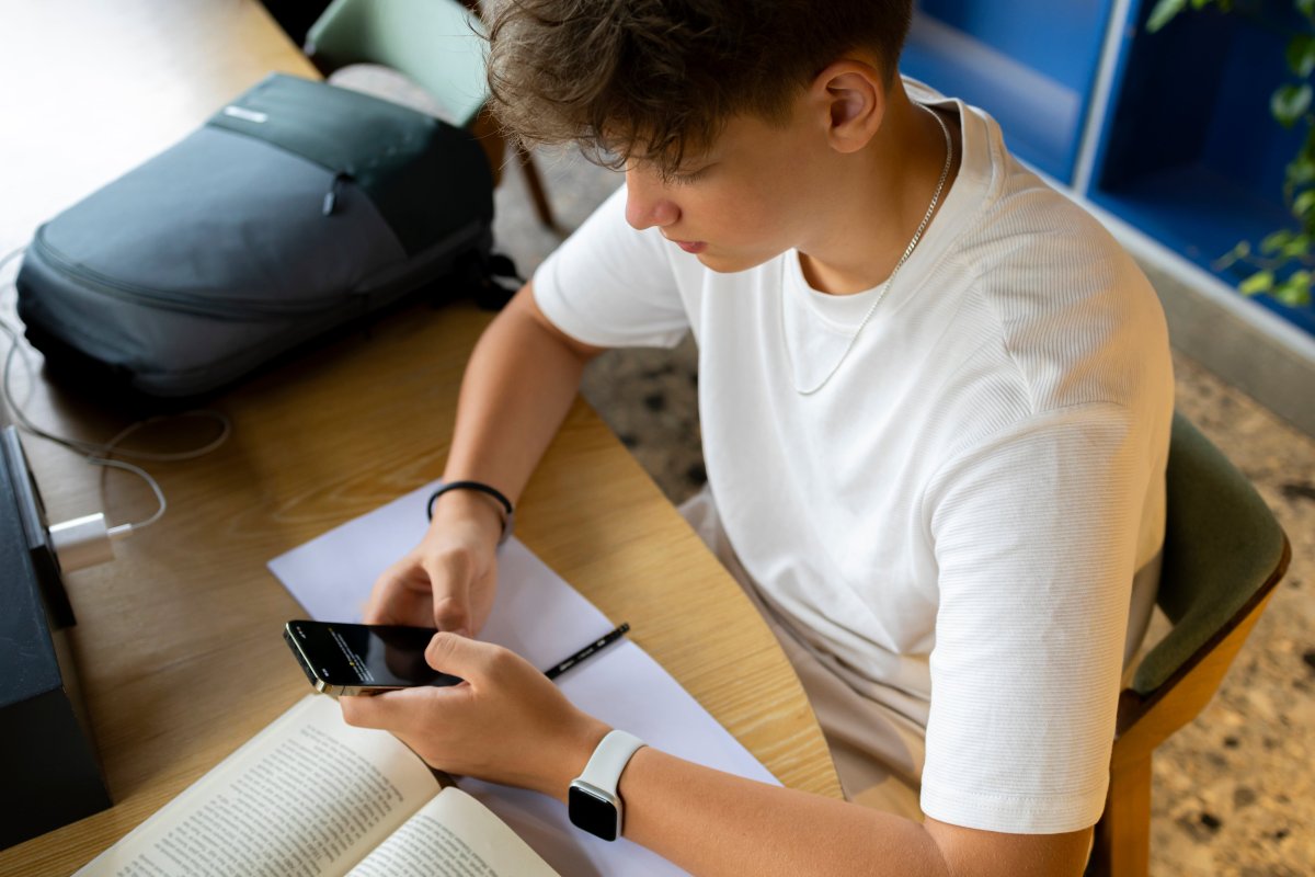 Últimas Noticias: Actualidad: Openai Promete Proteger A Los Menores En Chatgpt, Pero Los Expertos Advierten: “La Seguridad Es Una Falacia En Tecnología”