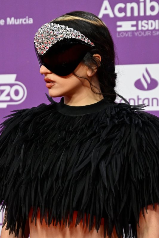 En Directo: Reportan Que En Directo: En Directo: Se Confirma: Todos Los ‘Looks’ De La Alfombra Roja De Los40 Music Awards Santander 2025: De Rosalía A Aitana
