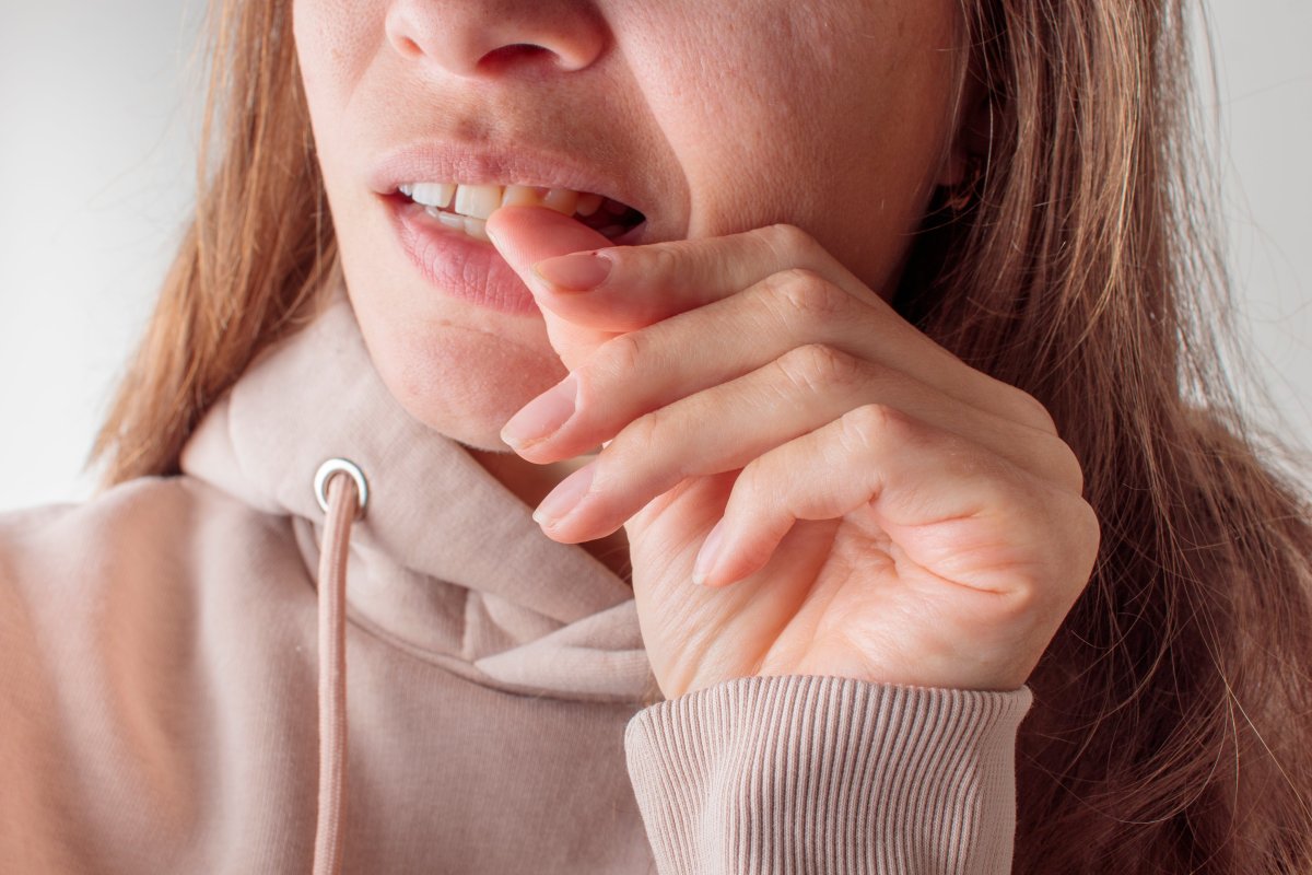 Información Exclusiva: Qué Razones Llevan A Una Persona A Morderse Las Uñas Compulsivamente