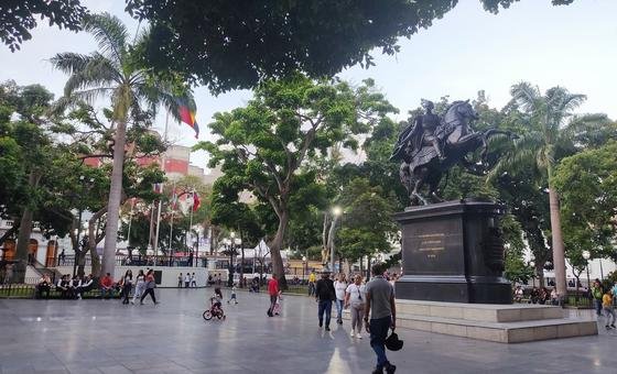 Expertos en derechos humanos alarmados por la creciente presión de Estados Unidos sobre Venezuela