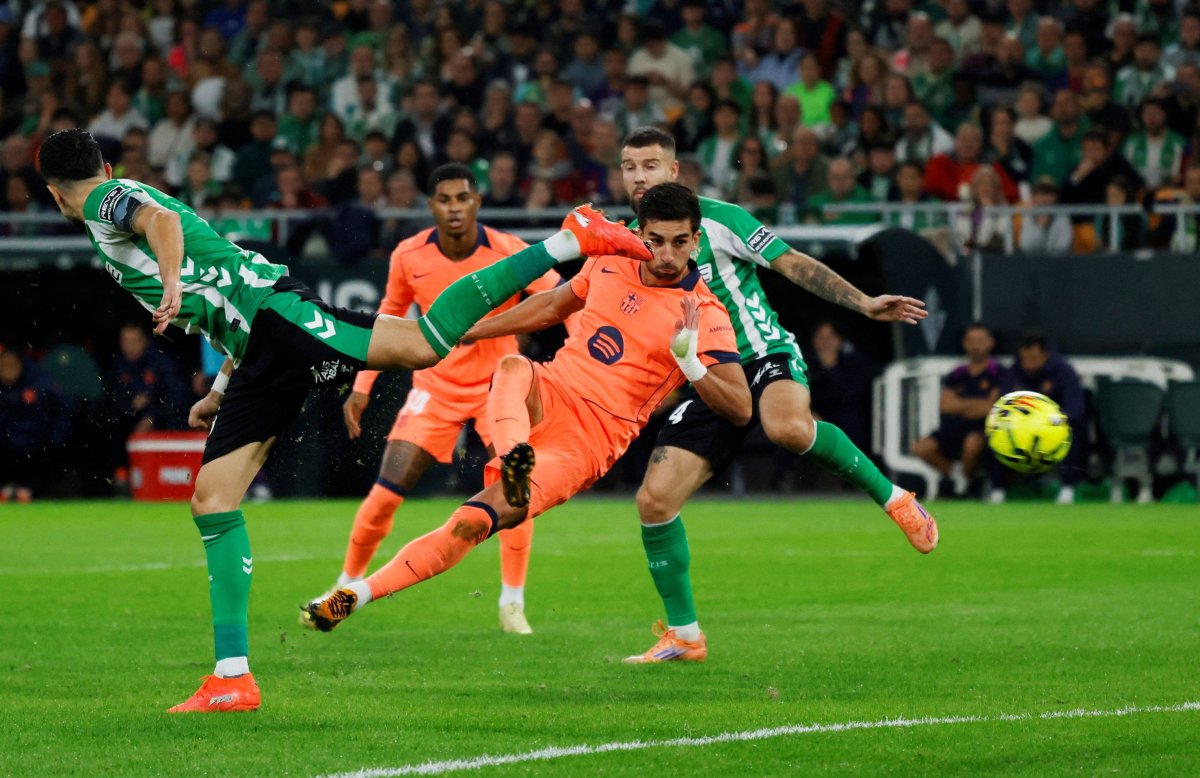 Actualidad: Betis - Fc Barcelona En Directo, El Partido De Laliga En Vivo | El Barça Se Impone Al Betis En Un Excelente Formación Política De Ferran Torres