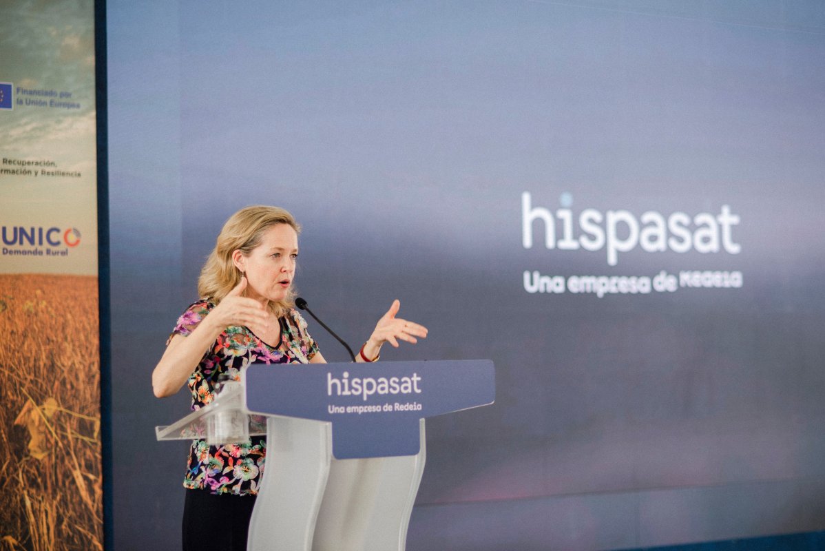 Análisis: Hispasat Devuelve Parte De Las Ayudas Europeas Por El Fracaso Del Programa Para Internet Rural Por Satélite