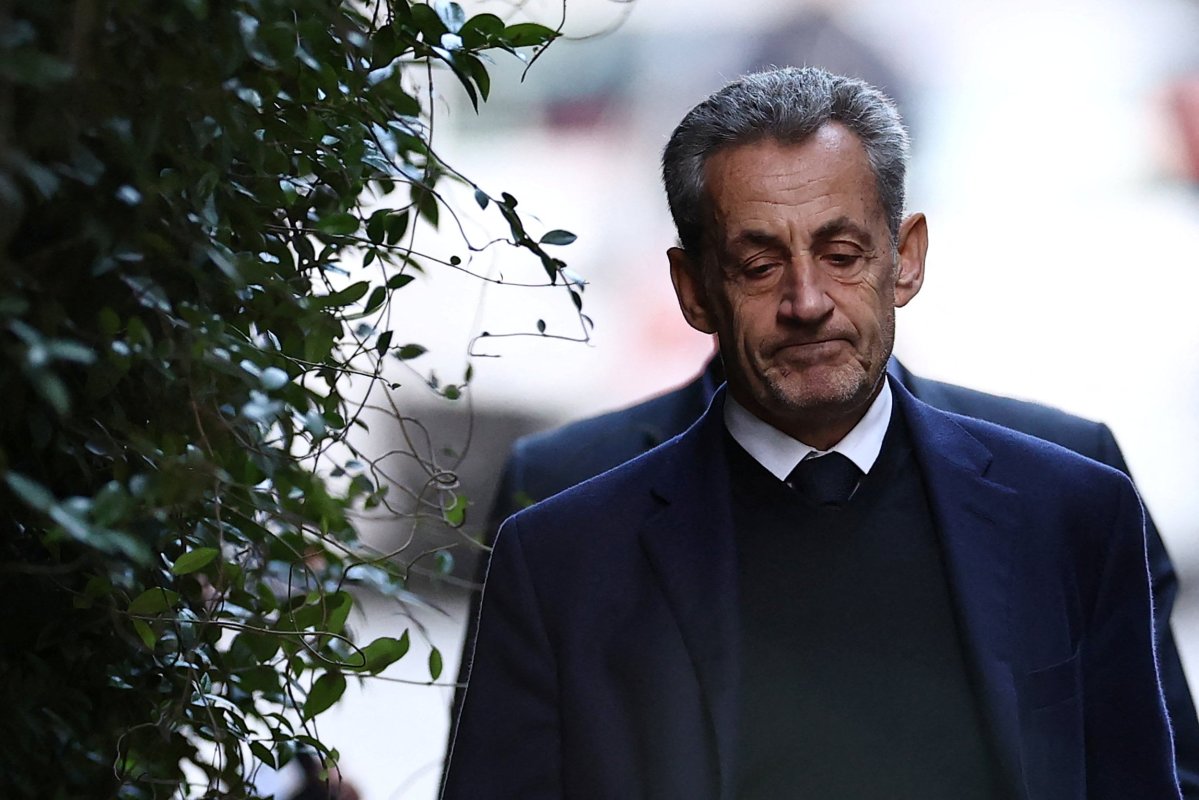 Últimas Noticias: Sarkozy Ajusta Cuentas Con El Sistema En Su Moderno Libro Y Bendice A La Ultraderecha