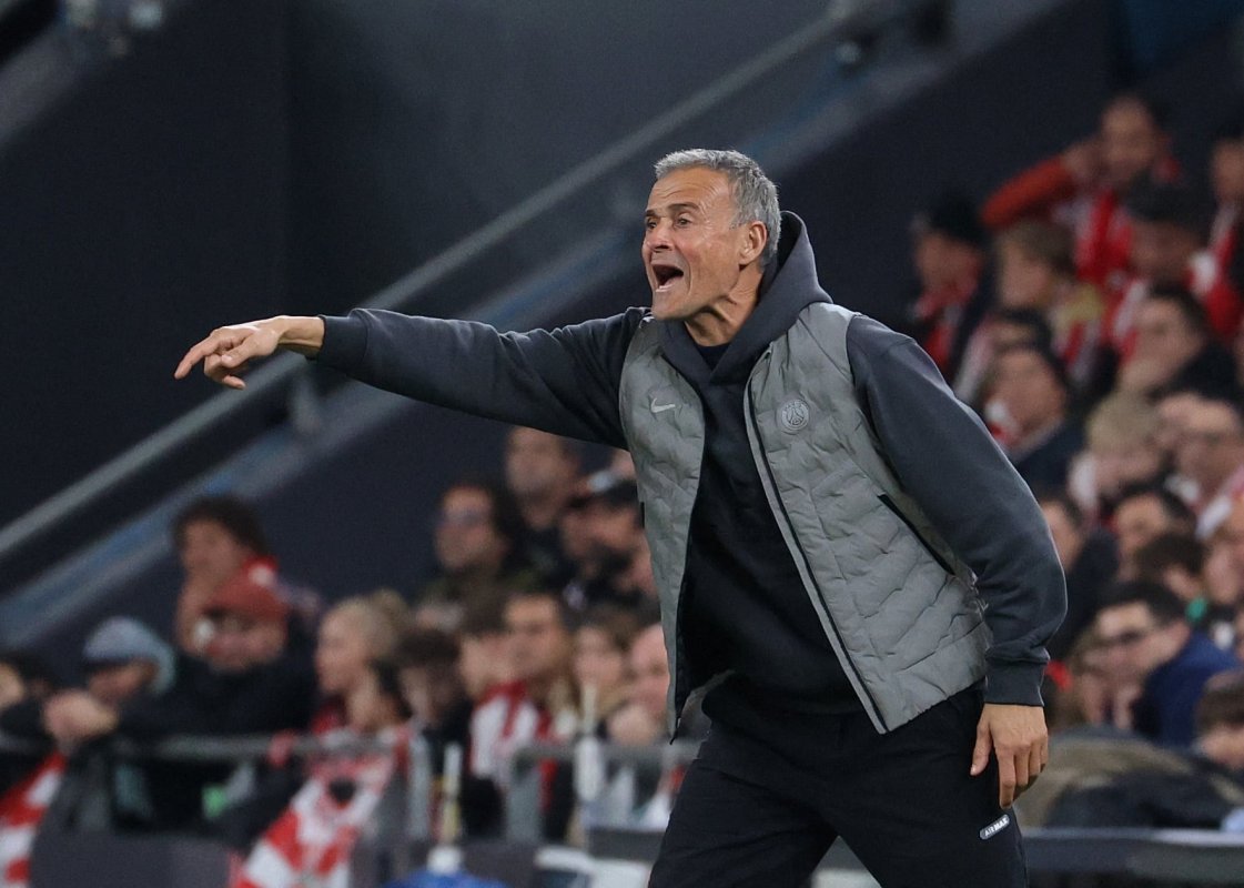 Luis Enrique deja San Mamés sin goles y con elogios a Unai Simón: “Tienes que hacer el mejor partido contra mí…”