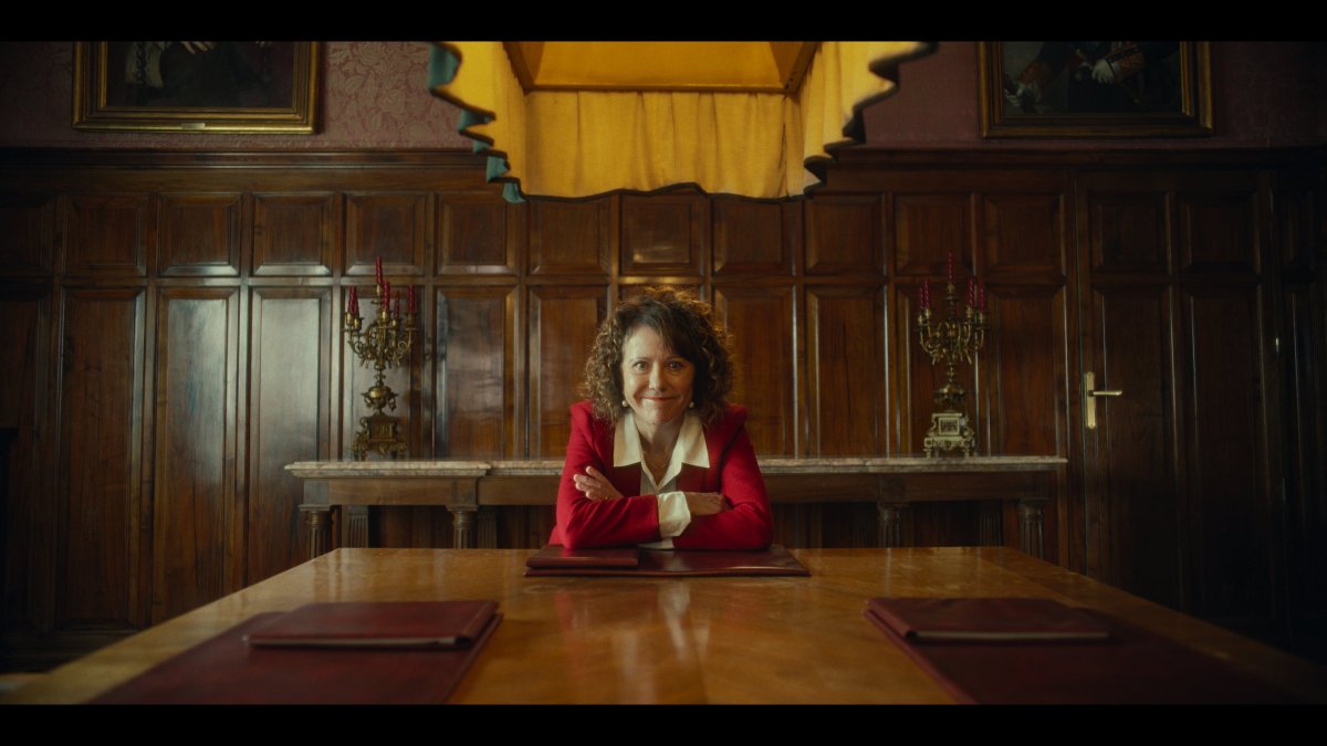 El Anuncio De Navidad De Campofrío Lucha Contra La Polarización Política Con La Taquígrafa Del Congreso Y Ana Rosa Quintana