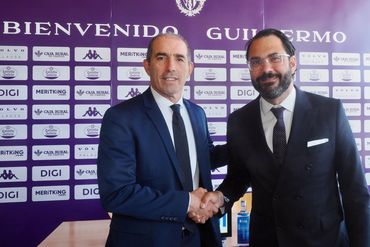Guillermo Almada, Moderno Entrenador Del Oviedo, Que Deja En La Zona Media De Segunda Al Valladolid