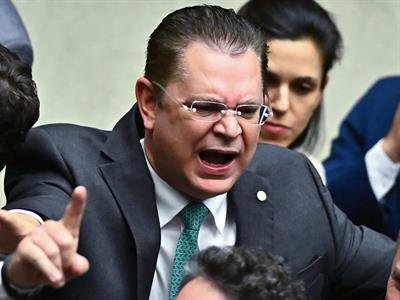 Registran domicilios de diputados relacionados a Jair Bolsonaro