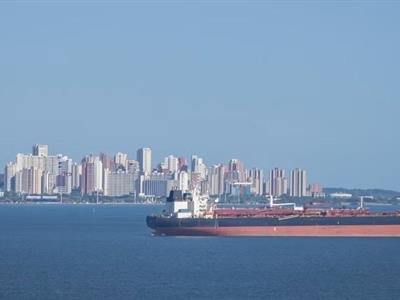 Venezuela anuncia zarpe de buque de Chevron en medio de tensiones