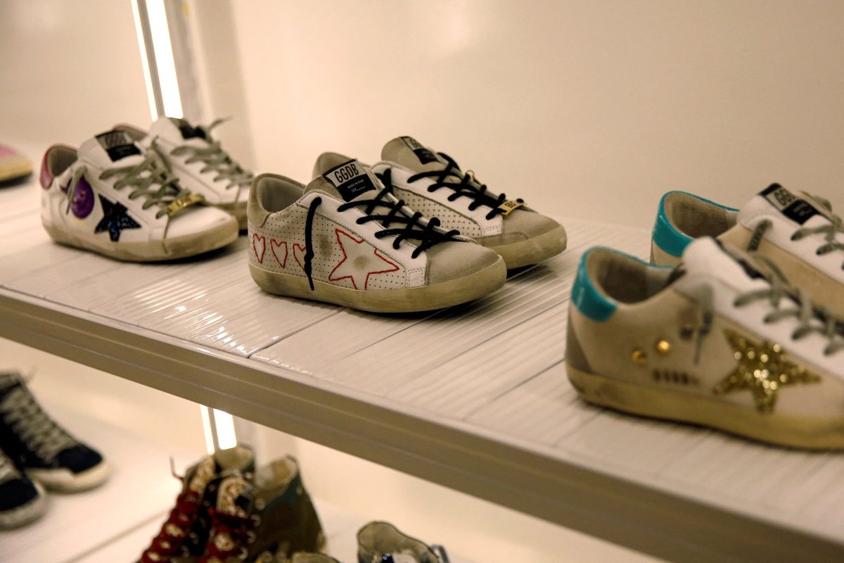 Golden Goose, las zapatillas desgastadas de 2.000 dólares cada par, son un raro triunfo para el capital riesgo