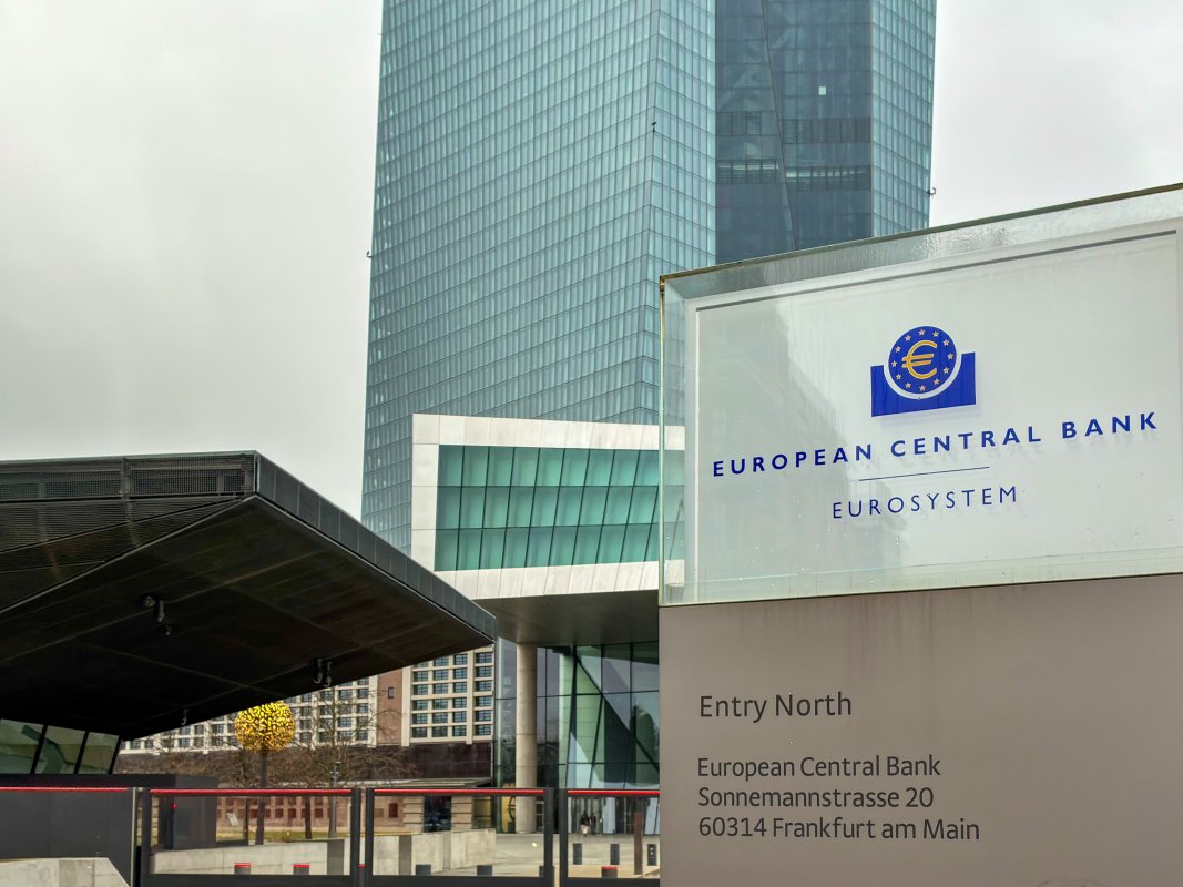 Eurobonos Gracias A Ley De La Gravedad