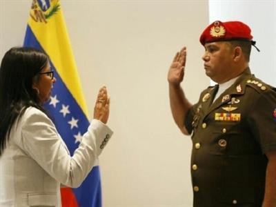 Delcy Rodríguez designa a nuevo jefe de Guardia de Honor