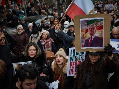 Suben a a 538 los muertos en las protestas de Irán, según una ONG
