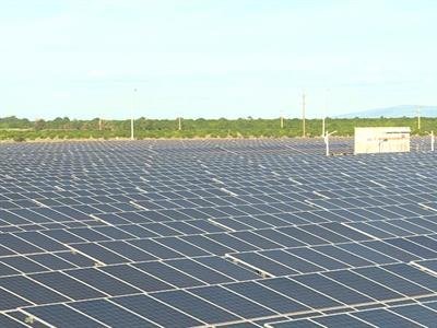 Cuba apenas satisface la mitad de sus necesidades eléctrica