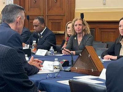 En Directo: Machado Dice Que Su Principal Objetivo Es "Regresar A Venezuela"