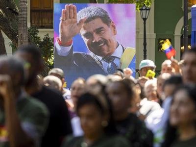 Desarrollo: Desarrollo: Actualidad: En Directo: Autoridades De Caracas Pedirán Liberación De Nicolás Maduro
