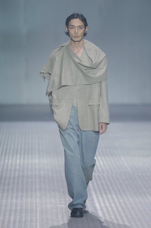 Barcelona homenajea a Adolfo Domínguez: “Nuestra conexión con Cataluña viene de lejos”