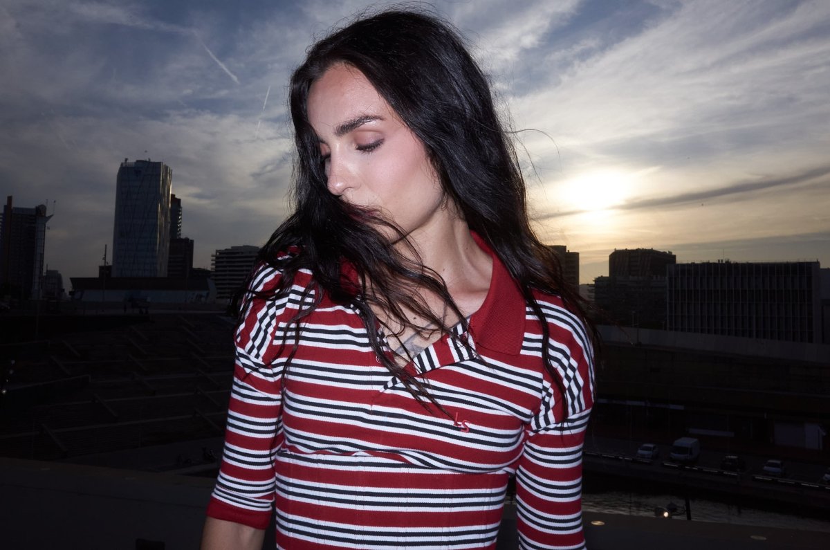 En Directo: Últimas Noticias: Unos ‘Micro-Shorts Denim’ Y Una Plaza Llena: Así Vivió Natalia Lacunza Su Debut En Primavera Sound De La Mano De Levi’s