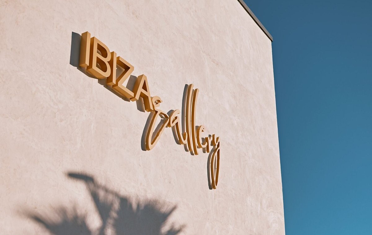 El Espacio Que Reúne A La Mayor Cantidad De Firmas Internacionales De Moda, Belleza Y Gastronomía Está En Ibiza
