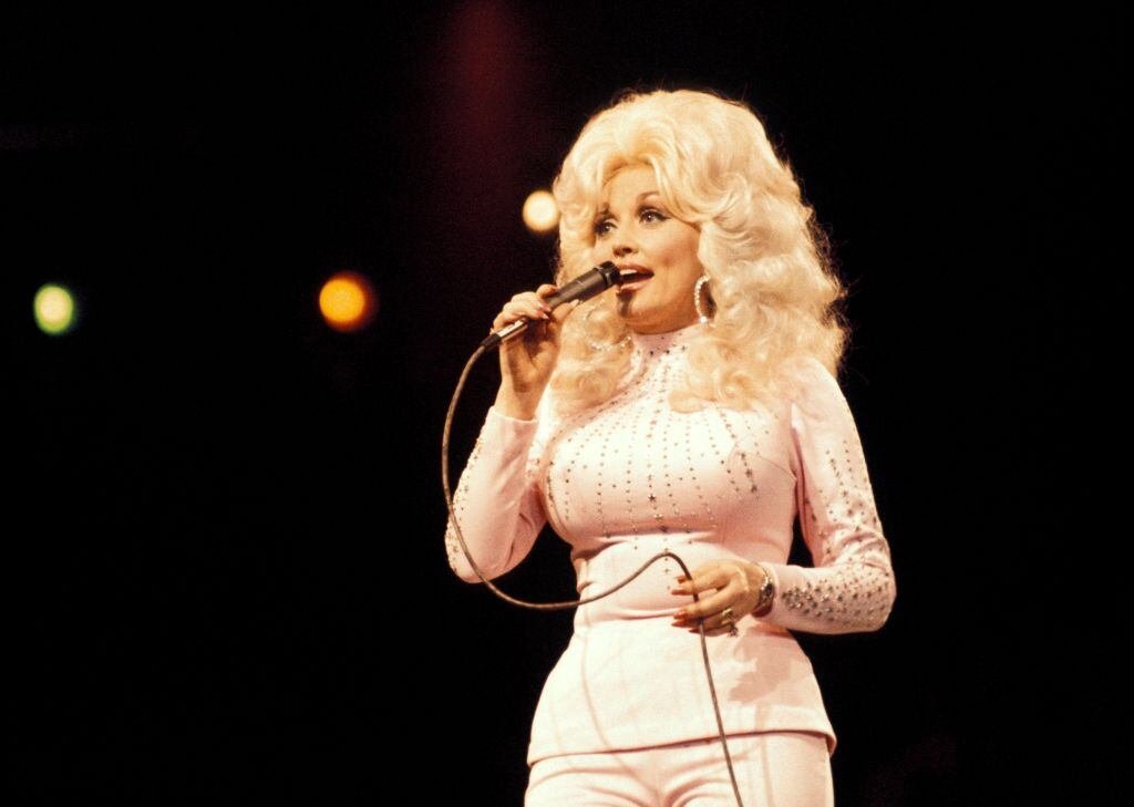 ‘Jolene’: el éxito de Dolly Parton que cuenta cómo el hombre con el que estuvo más de 60 años flirteó con otra