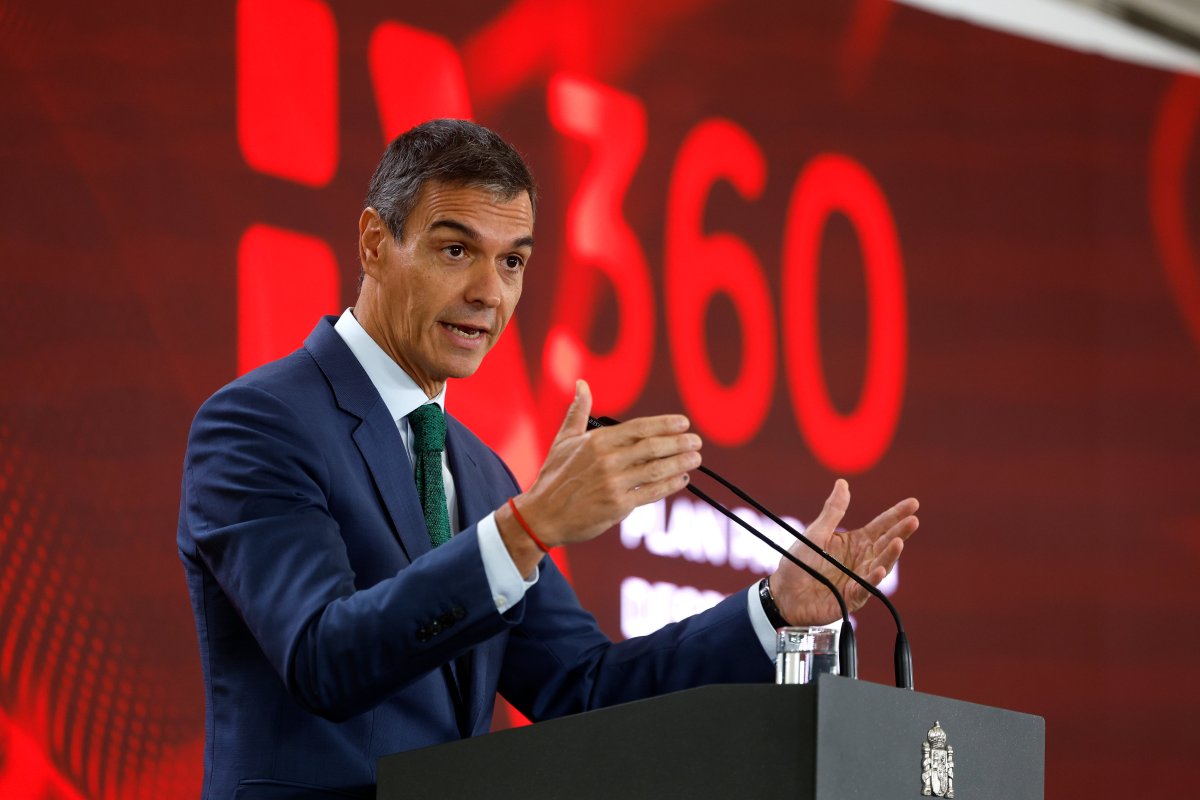 Sánchez reclama “un nuevo contrato social” para abordar la IA: “La autorregulación no funciona”