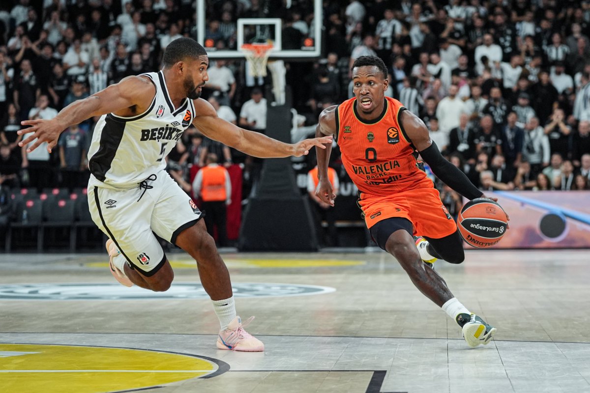 El Valencia derrota al Besiktas en una exhibición de TJ Shorts
