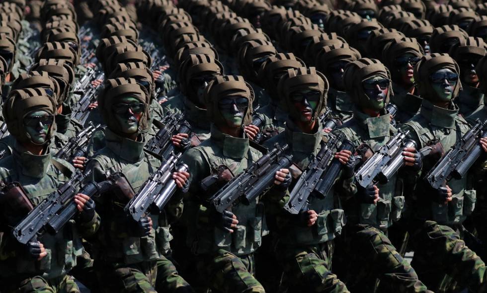 Corea del Sur y Ucrania chocan por la revelación del traslado secreto de dos prisioneros norcoreanos
