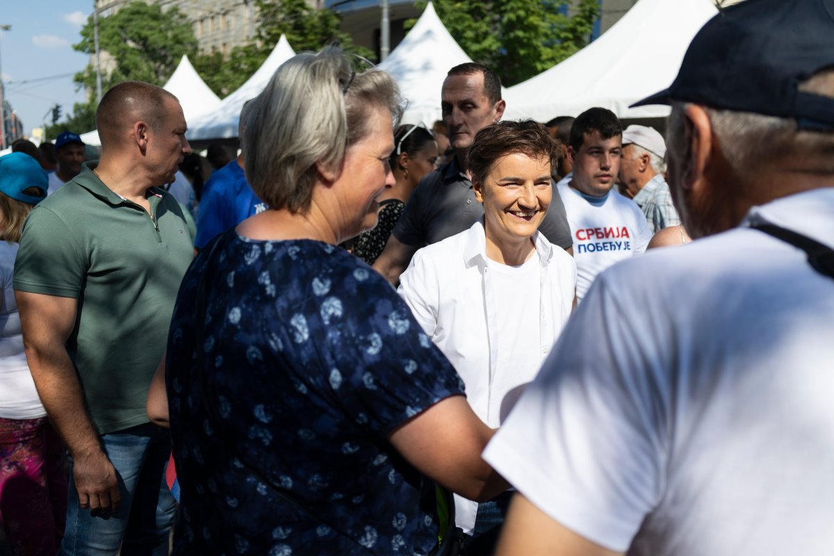 Serbia se convierte en el primer país de los Balcanes con una jefa de Estado abiertamente homosexual