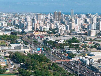 Alza de 5.50 % a política monetaria podría moderar ritmo de economía
