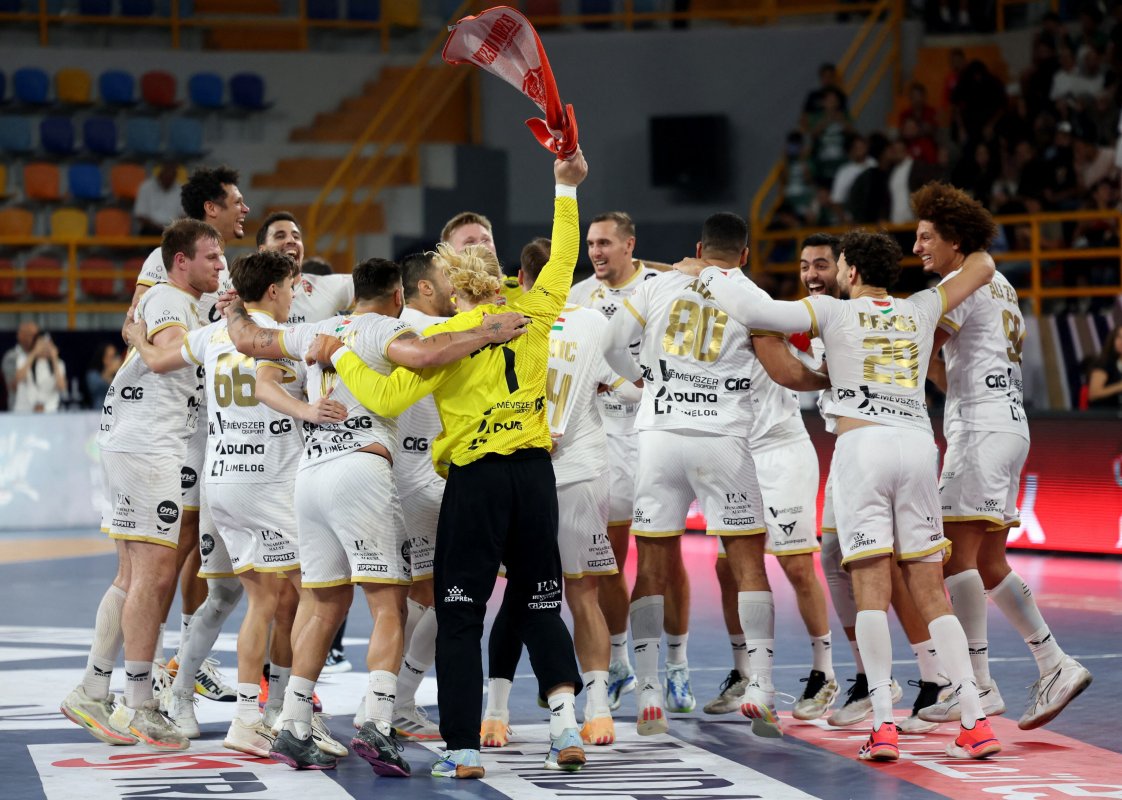 El Barcelona cae en la final del Mundial de Clubes de balonmano contra el Veszprem