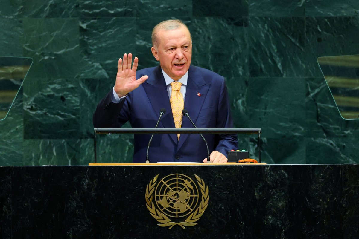 El mayor escándalo financiero de la última década en Turquía alcanza al entorno de Erdogan