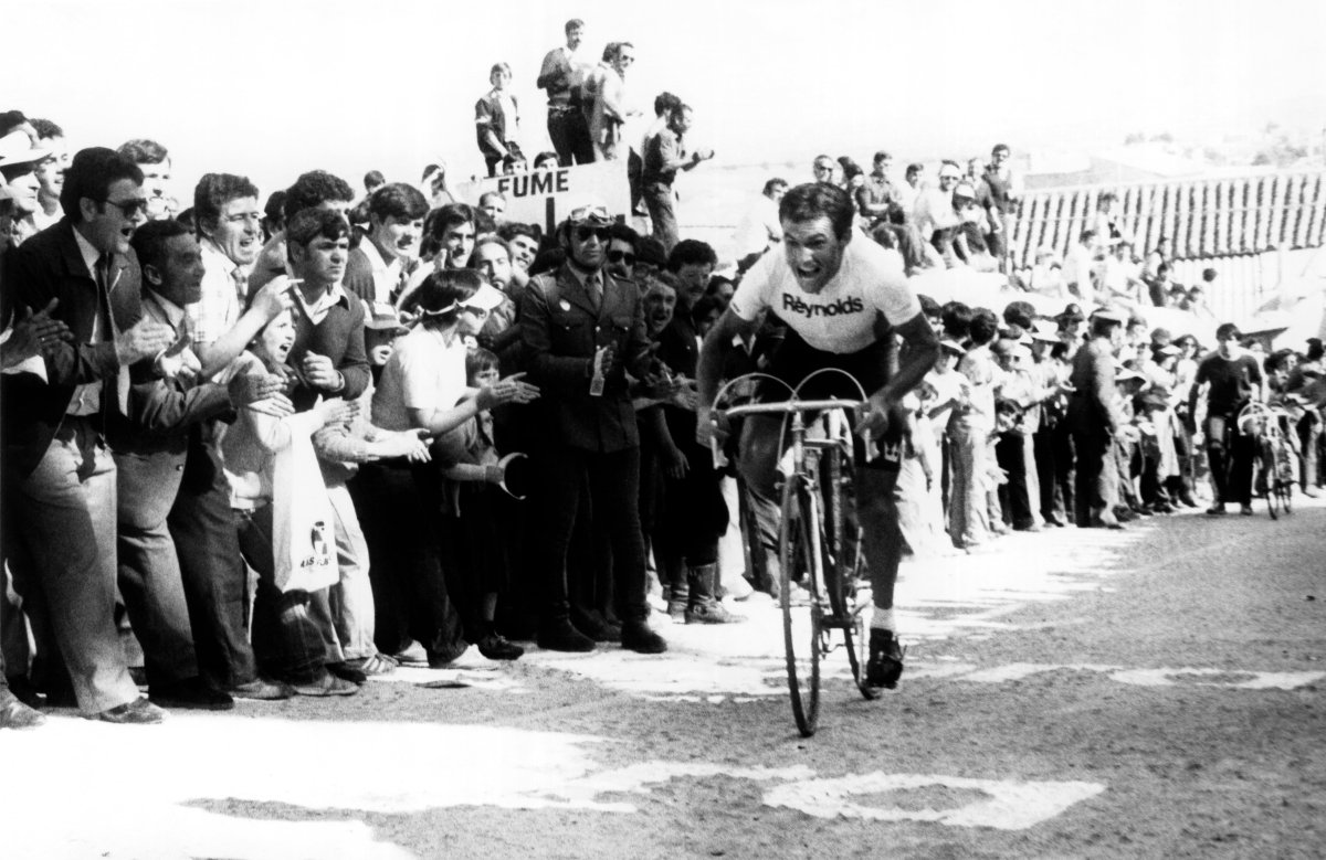 Muere a los 70 años Ángel Arroyo,  segundo en el Tour de 1983