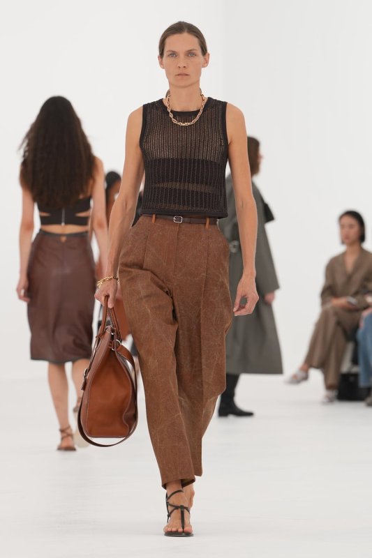 La ligereza colorida de Hermès