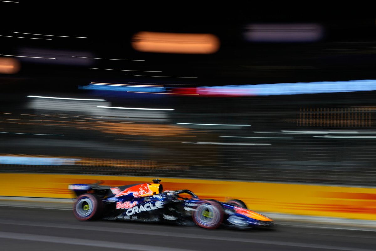 Verstappen lidera la marcha por Singapur y Antonelli ya está a tiro de su primer Mundial