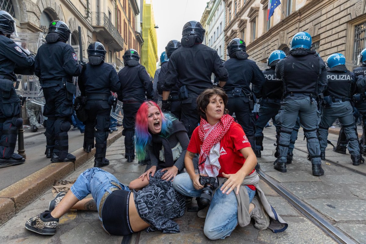 Italia se contagia de las protestas estudiantiles en Francia