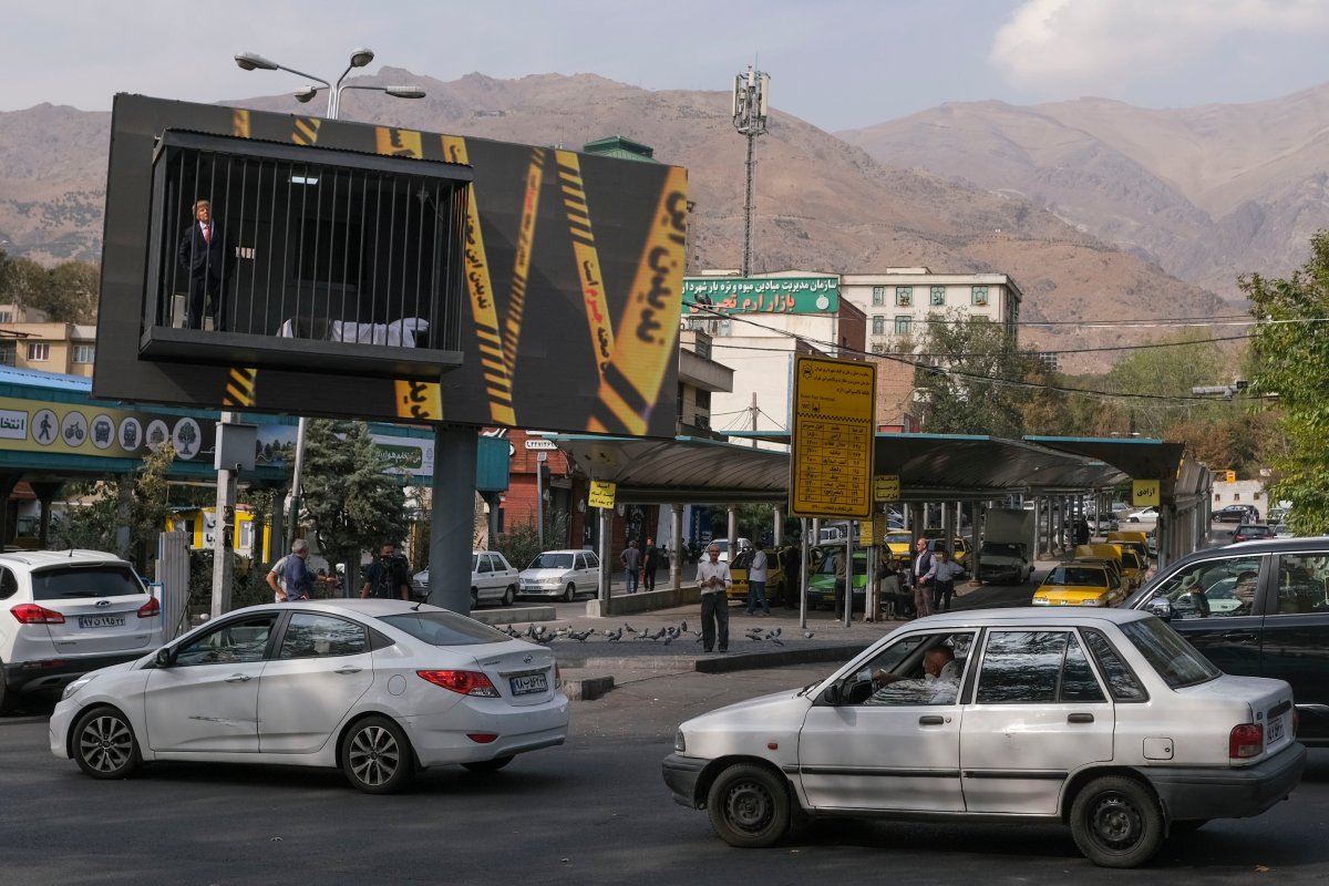 Irán amenaza con atacar la infraestructura petrolera y de inteligencia artificial del Golfo si EE UU e Israel reanudan los bombardeos