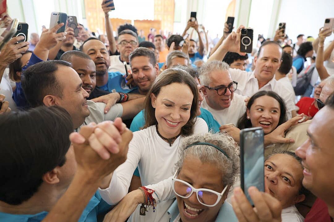 María Corina Machado regresa a Venezuela