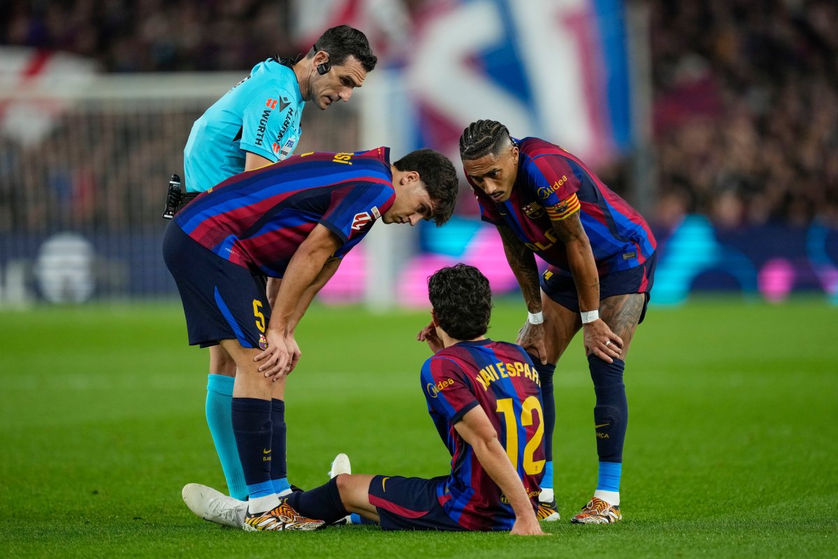 Xavi Espart estará siete semanas de baja tras salir lesionado en el clásico